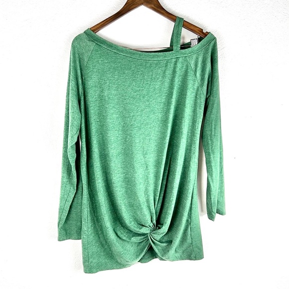 TEMOFON | 💚Cold Shoulder Loose Long-Sleeved Gathered Front Shirt - Picture 2 of 8